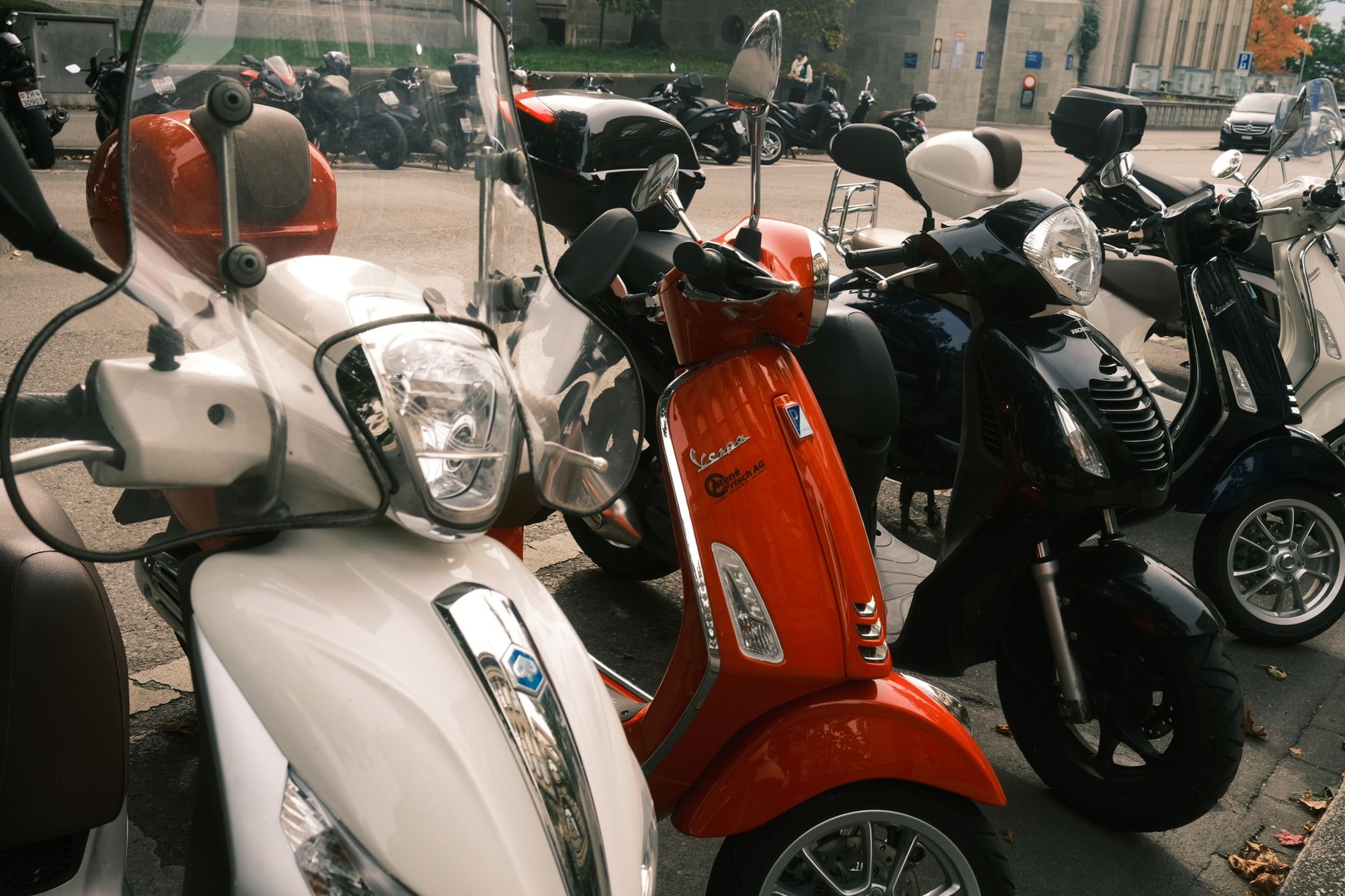 Motos et scooters pour la ville